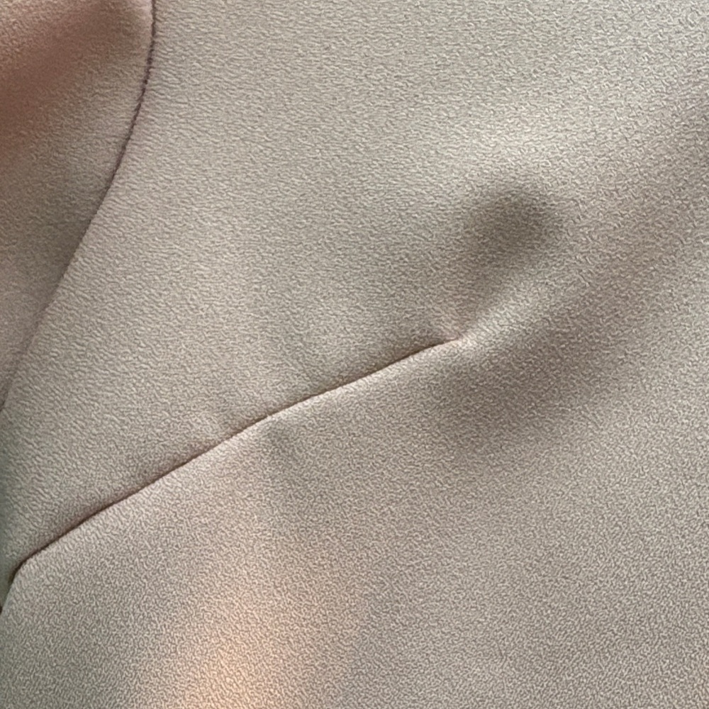 L.N.V. Chic Asymmetrical Ruffle Top - Picture 6 of 14